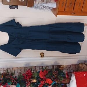 BloomChic Dark Green Midi Tierd Dress Size 12
